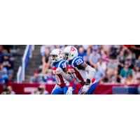 Montreal Alouettes LBs Henoc Muamba (10) Chris Ackie (21)