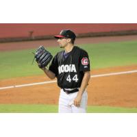 Chattanooga Lookouts pitcher Devin Smeltzer