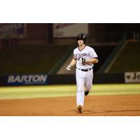 Todd Cunningham of the Kansas City T-Bones rounds the bases