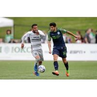 Sacramento Republic FC midfielder Keven Aleman (10) vs. OKC Energy FC